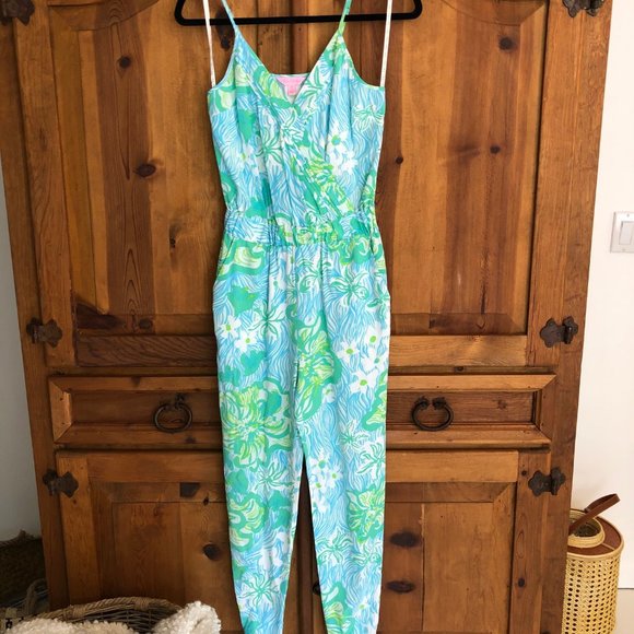 Lilly Pulitzer Jumpsuit W/ pockets - Picture 1 of 9